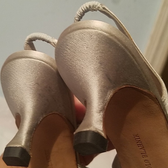Manolo Blahnik Silver Satin Slingbacks/Heels/Shoes - Picture 6 of 8